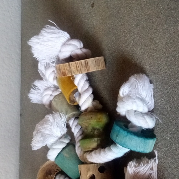 New! HAND CRAFTED Large Hookbill Parrot African Gray Cockatoo Macaw Hanging Toy - Picture 5 of 7